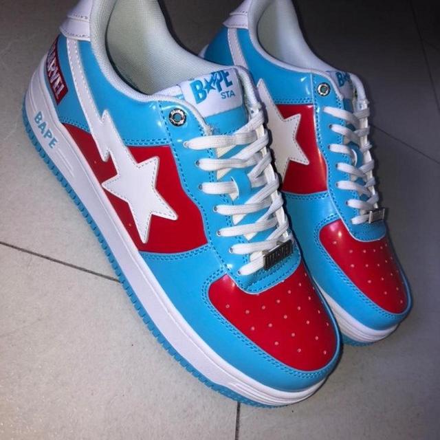 BAPE Men's Trainers - White/Blue - UK 9 on Productcaster.