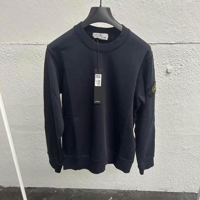 Stone Island Men's Jumper - Navy - M on Productcaster.