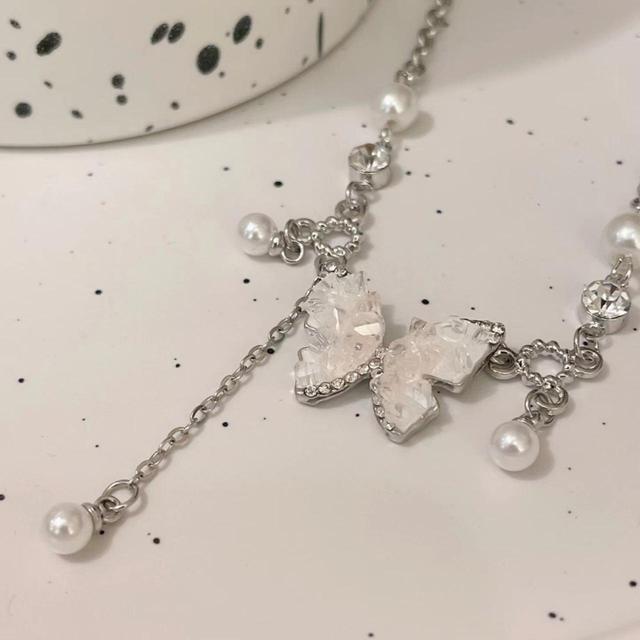 Deadstock Women's Necklace - White/Silver on Productcaster.