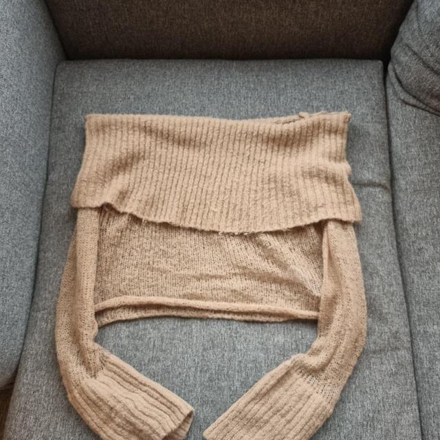 Urban Outfitters Women's Jumper - Tan - 12 on Productcaster.