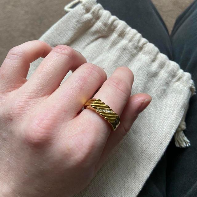 Vintage Women's Ring - Gold on Productcaster.