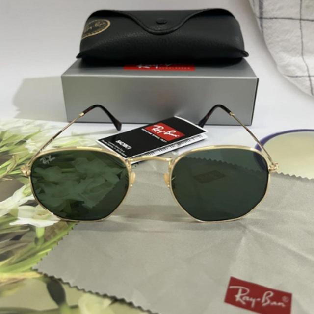 Ray-Ban Women's Sunglasses - Green/Gold on Productcaster.