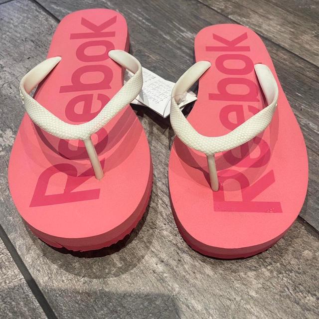 Reebok Women's Flip flops - Pink/Cream - UK 8.5 on Productcaster.