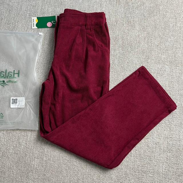 Halara Women's Trousers - Burgundy/Red - M on Productcaster.