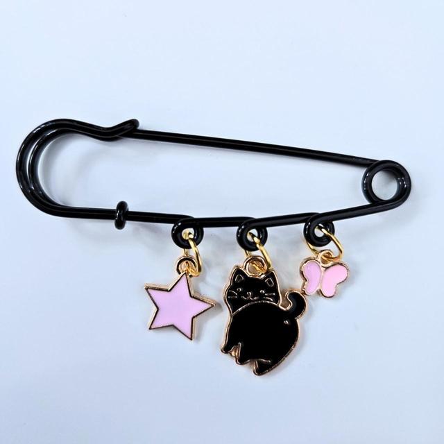 Handmade Women's Brooch - Black/Pink on Productcaster.