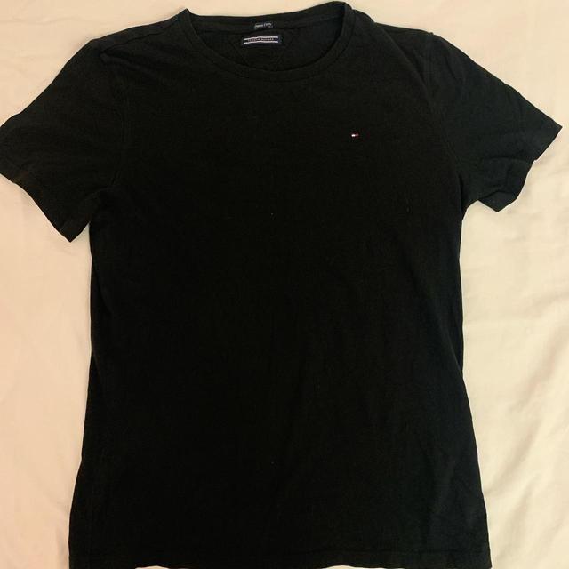 Tommy Hilfiger Men's T-shirt - Black - S on Productcaster.