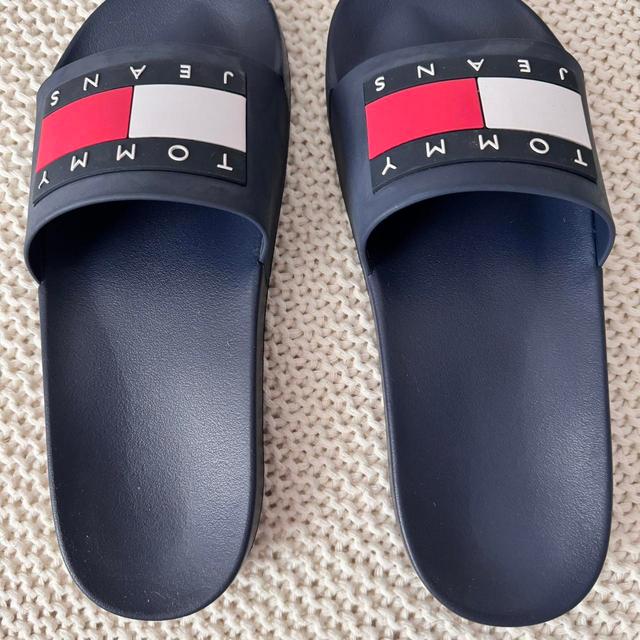 Tommy Hilfiger Men's Slides - Navy/Red - UK 8 on Productcaster.