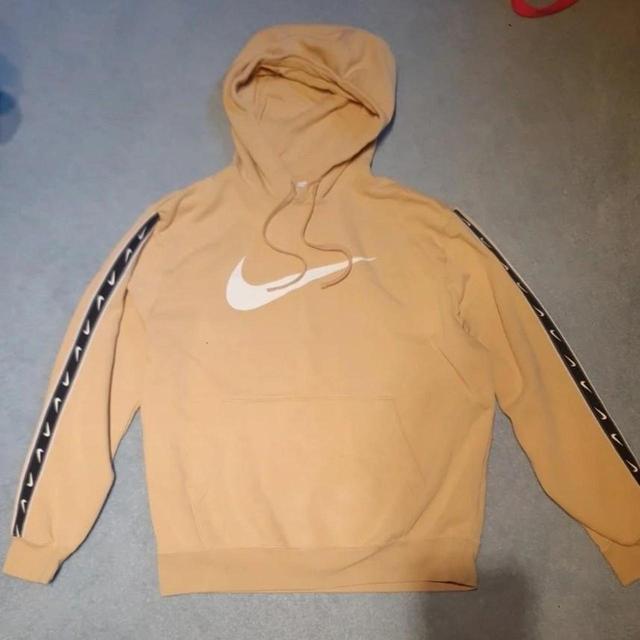 Nike Women's Hoodie - Cream - M on Productcaster.