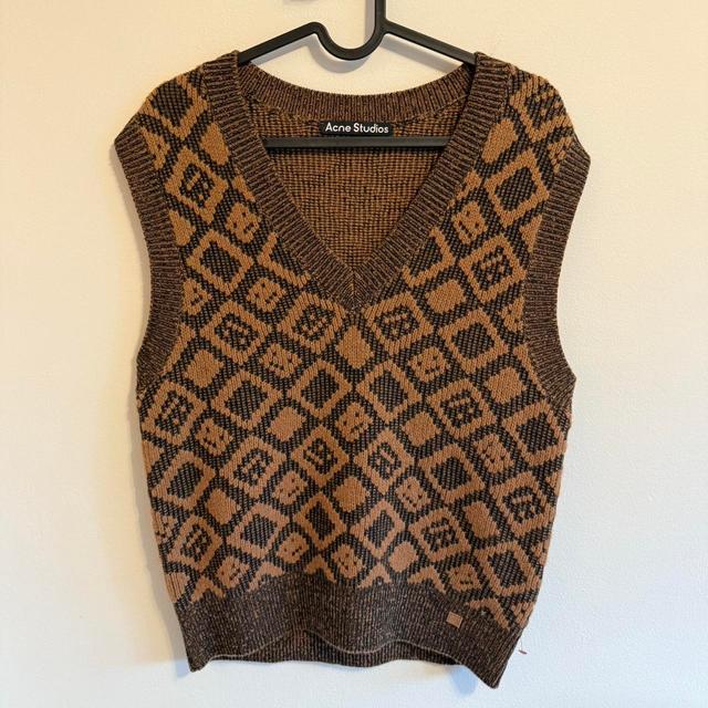 Acne Studios Women's Vest - Brown - S on Productcaster.