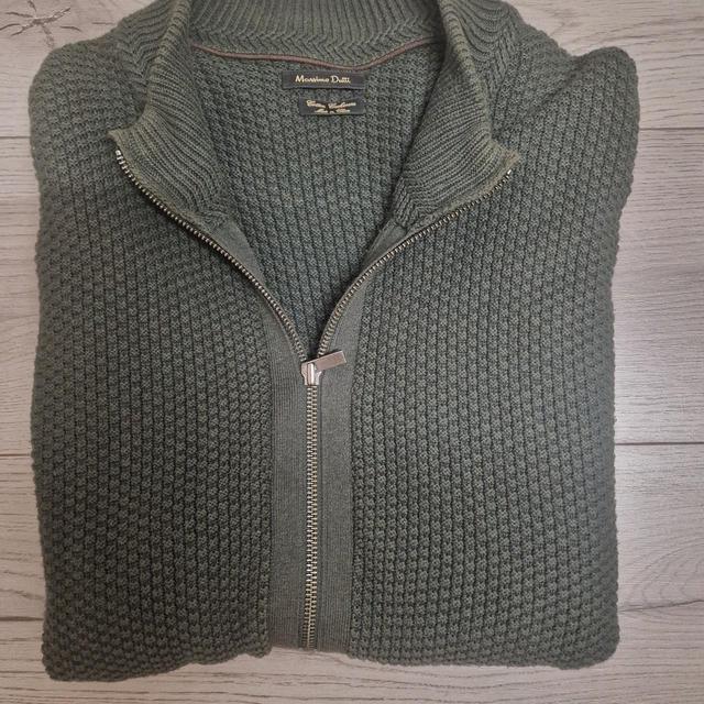 Massimo Dutti Men's Cardigan - Green - L on Productcaster.