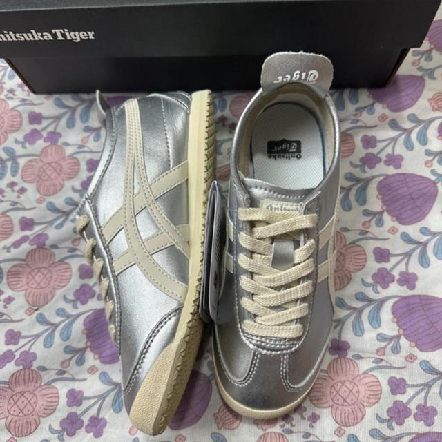 Onitsuka Tiger Women's Trainers - Silver/Grey - UK 5 on Productcaster.