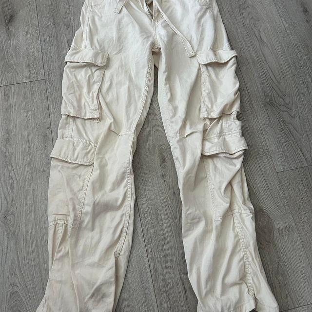 Bershka Women's Cargo Trousers - Cream - UK 8 on Productcaster.