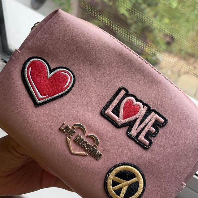 Love Moschino Women's Makeup and wash bags - Pink on Productcaster.