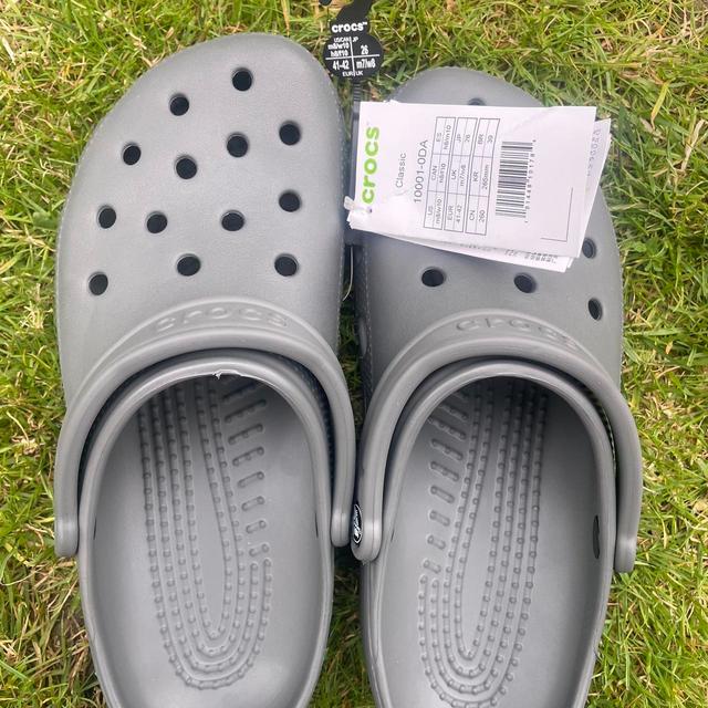 Crocs Men's Clogs - Grey - UK 7 on Productcaster.