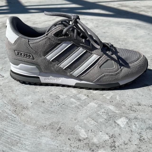 Adidas Originals Men's Trainers - Grey - UK 10 on Productcaster.