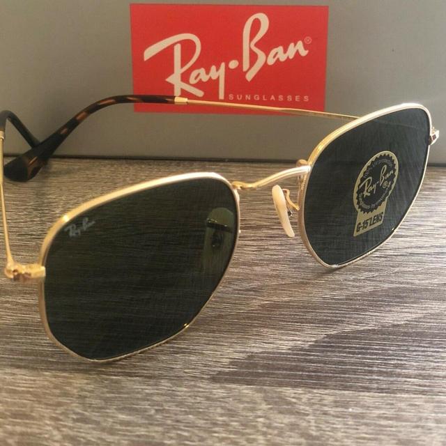 Ray-Ban Women's Sunglasses - Gold/Black on Productcaster.