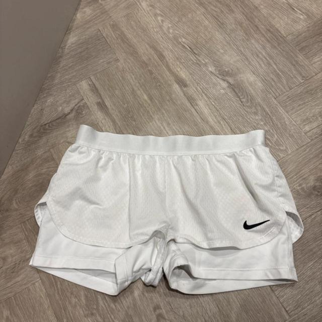 Nike Kids' Shorts - White/Multi - 14 years on Productcaster.