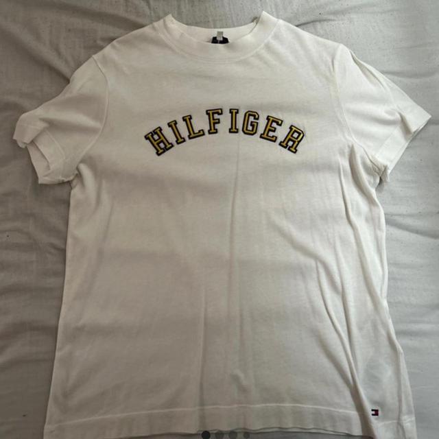 Hilfiger Denim Women's T-shirt - White - XS on Productcaster.