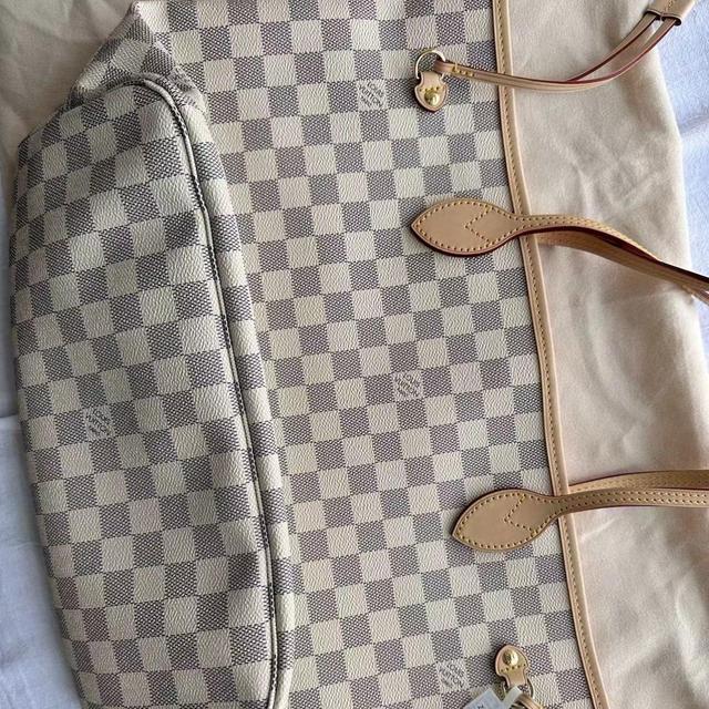 Louis Vuitton Women's Bag - Cream/Multi on Productcaster.