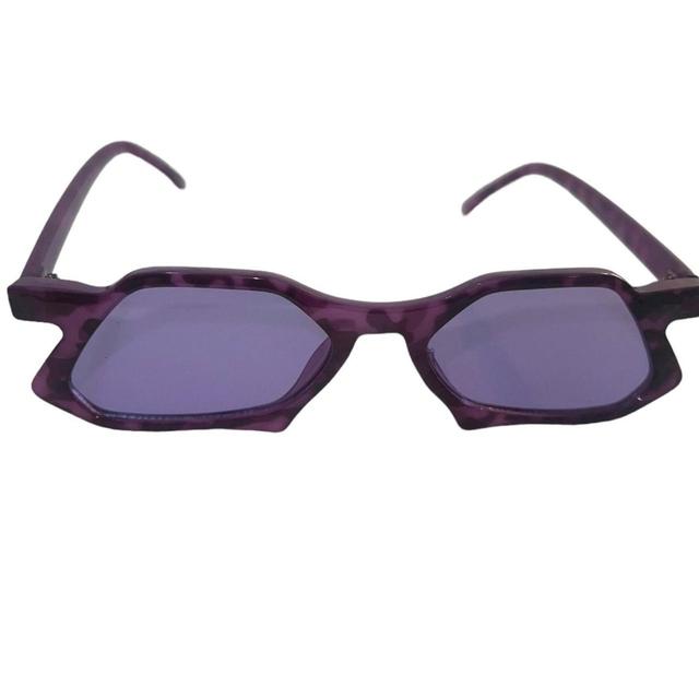 Vintage Women's Square Sunglasses - Purple on Productcaster.