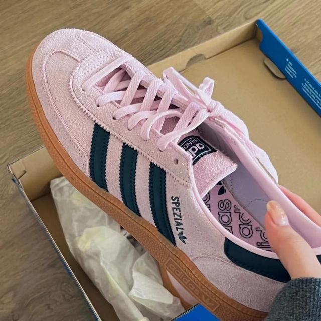 Adidas Women's Trainers - Pink/Multi - UK 7.5 on Productcaster.