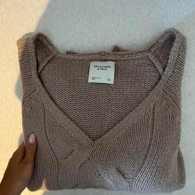 Abercrombie & Fitch Women's Jumper - Pink/Cream - L on Productcaster.