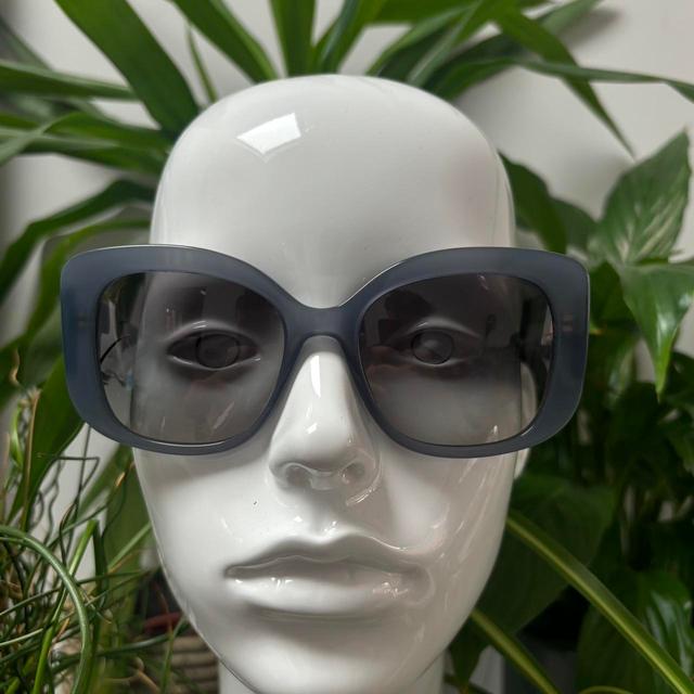 Giorgio Armani Women's Oversized Sunglasses - Grey/Black on Productcaster.