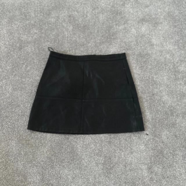 New Look Women's Skirt - Black - UK 12 on Productcaster.