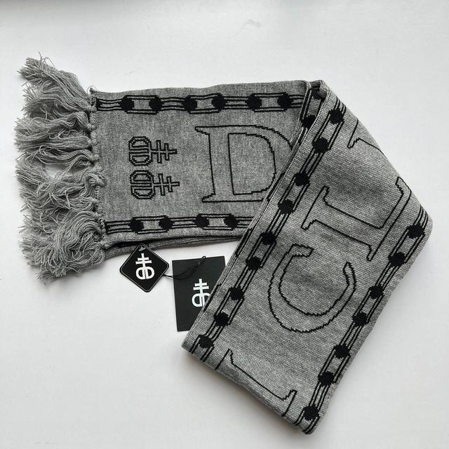 Dropdead Men's Scarf - Grey on Productcaster.