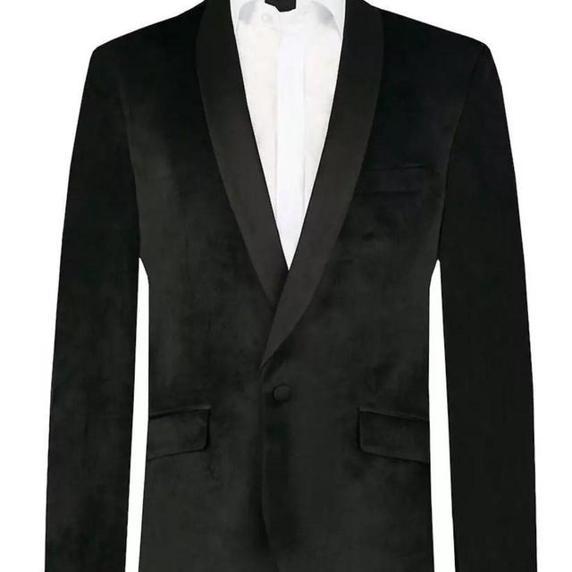 Men's Tuxedo - Black on Productcaster.