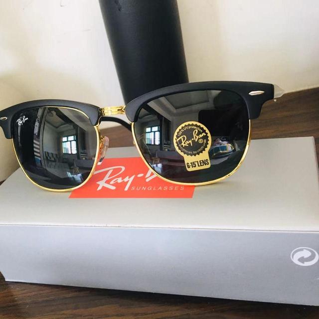 Ray-Ban Men's Sunglasses - Black/Gold on Productcaster.