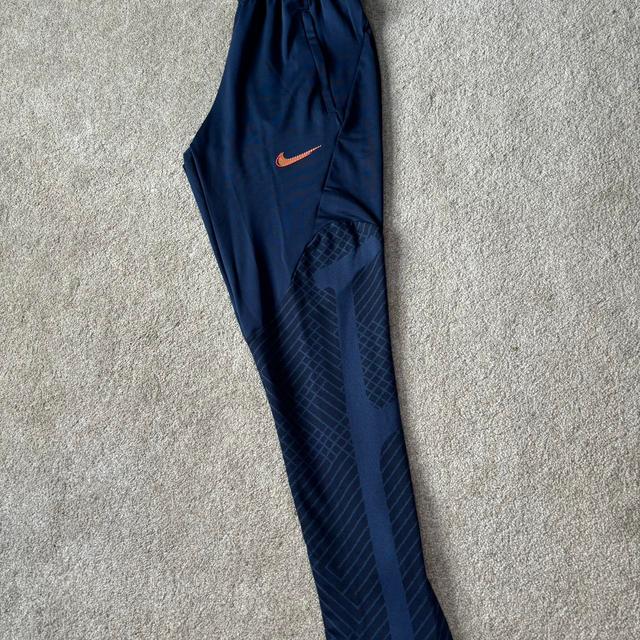 Nike Men's Sweatpants - Navy/Black - S on Productcaster.