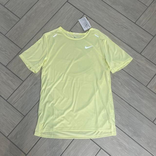 Nike Men's T-shirt - Yellow - S on Productcaster.