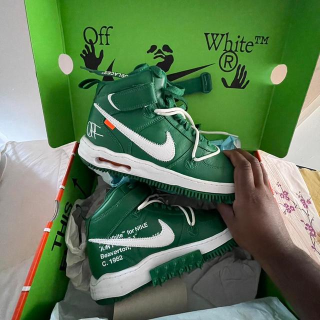 Off-White Men's Trainers - Green - UK 10 on Productcaster.