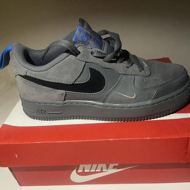 Nike Kids' Trainers - Grey/Blue on Productcaster.