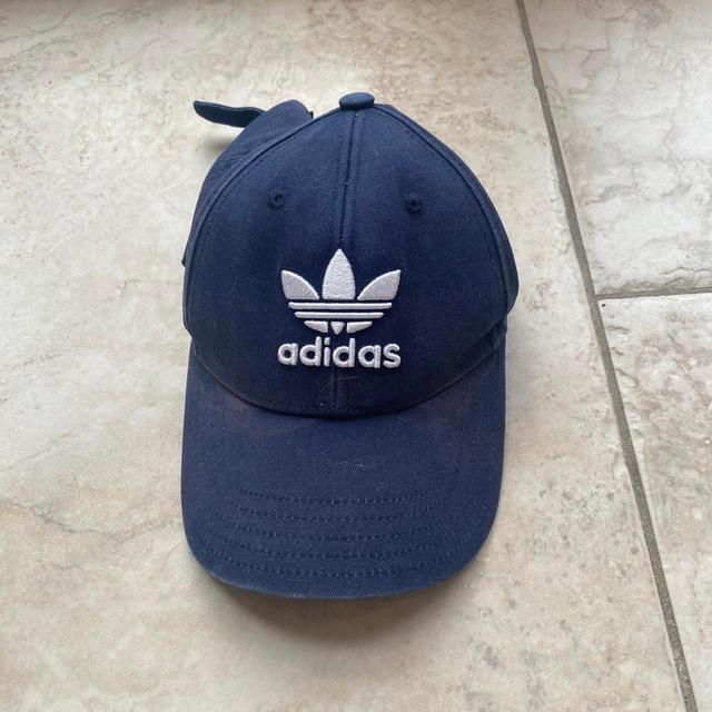 Adidas Men's Caps - Navy/Blue on Productcaster.