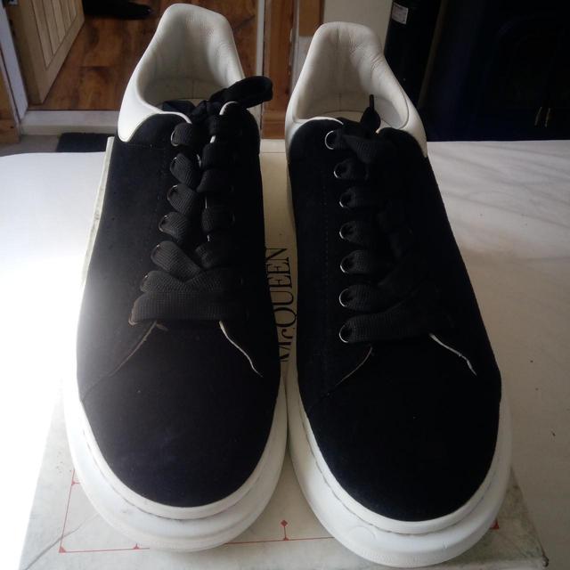 Alexander McQueen Men's Trainers - Black on Productcaster.