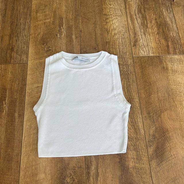 Zara Women's Crop top - White - S on Productcaster.