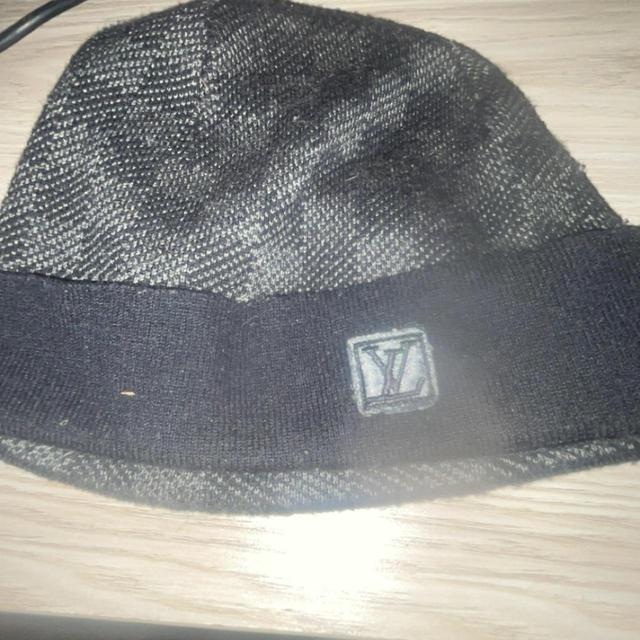 Louis Vuitton Men's Hat - Black/Grey on Productcaster.