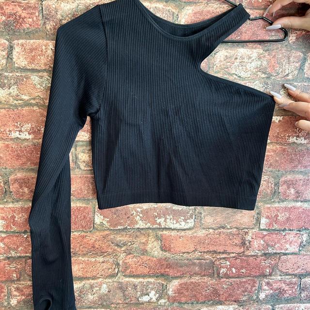 Primark Women's Crop top - Black - 10 on Productcaster.