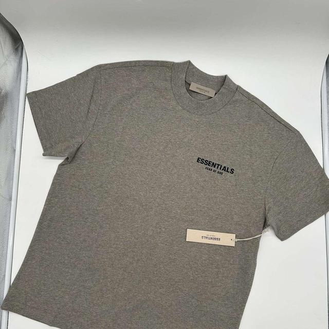 Essentials Men's T-shirt - Grey/Black - S on Productcaster.