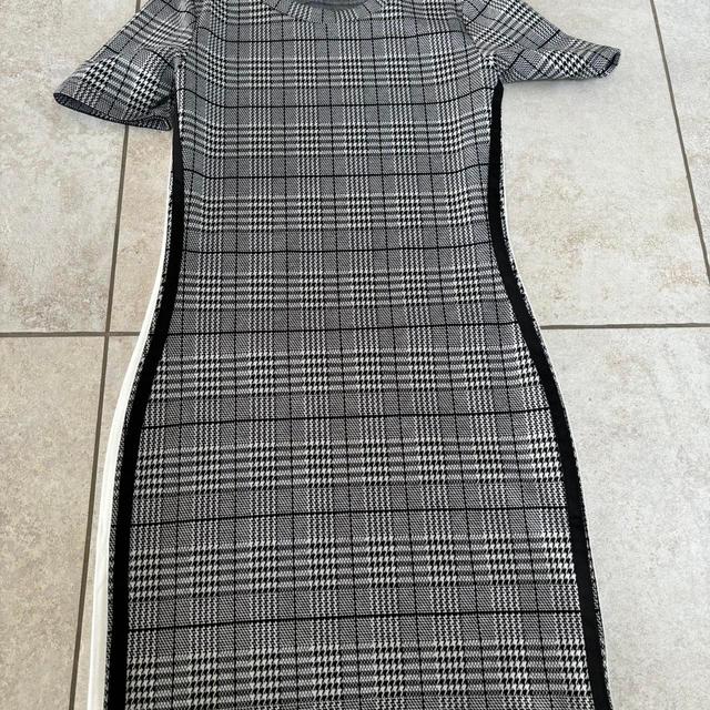 H&M Women's Dress - Black/Grey - 14 on Productcaster.