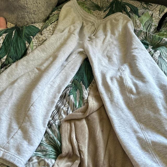 Zara Women's Sweatpants - Grey - UK 16 on Productcaster.