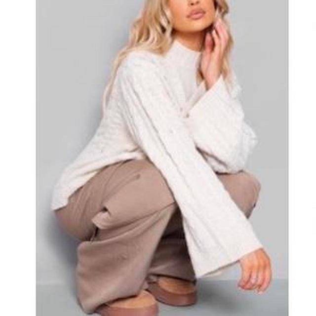 PrettyLittleThing Women's Jumper - Cream - S on Productcaster.