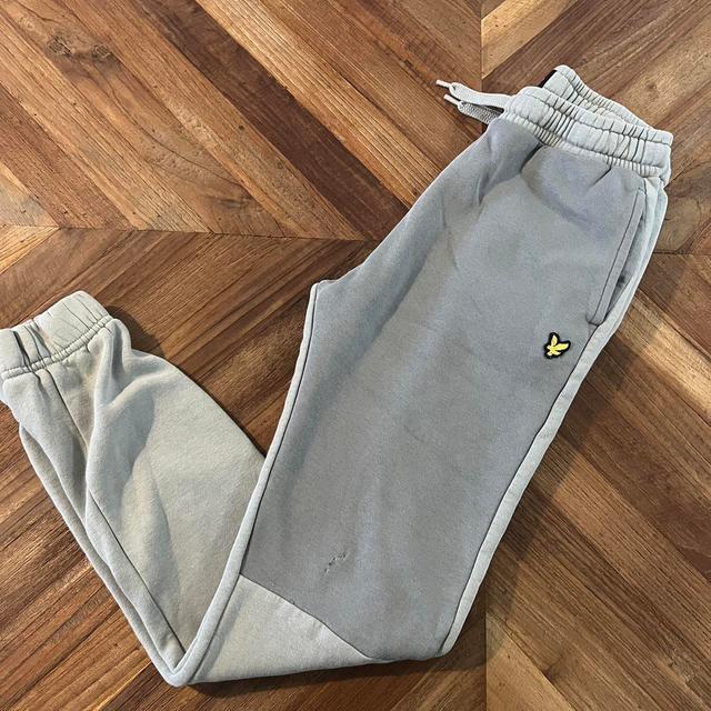 Lyle & Scott Kids' Sweatpants - Grey/Silver on Productcaster.