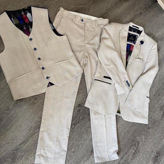 Kids' Suit - Tan/Cream on Productcaster.