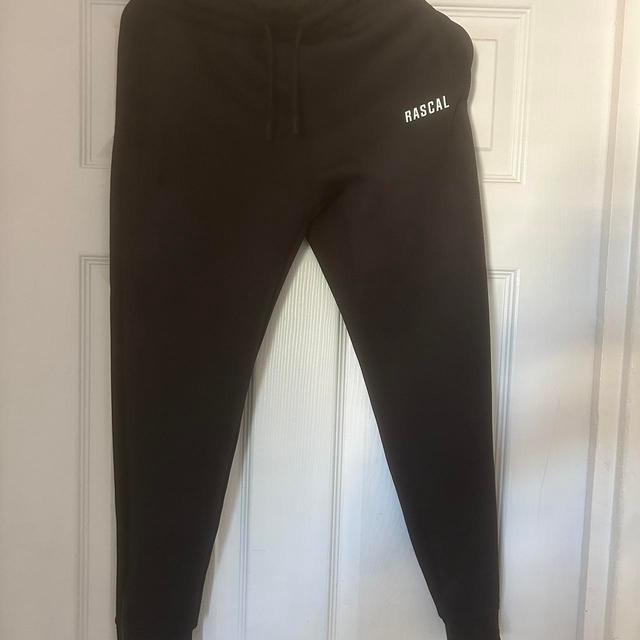 Kids' Sweatpants - Black on Productcaster.