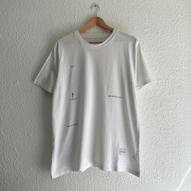 MKI Miyuki Zoku Men's T-shirt - White - L on Productcaster.