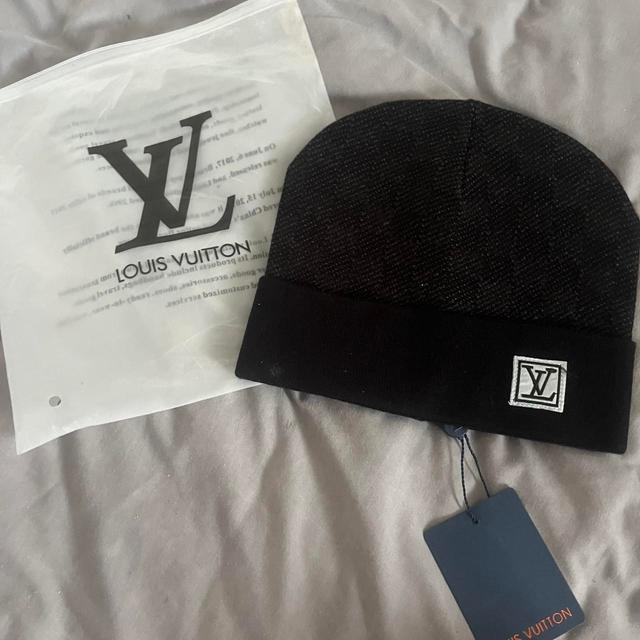 Louis Vuitton Men's Beanies - Black on Productcaster.