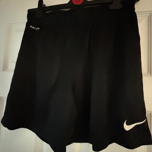 Nike Men's Shorts - Black - M on Productcaster.